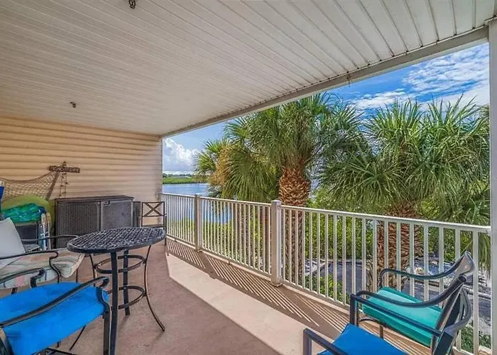 The Oasis In Indian Shores, Fl Apartment Clearwater Beach